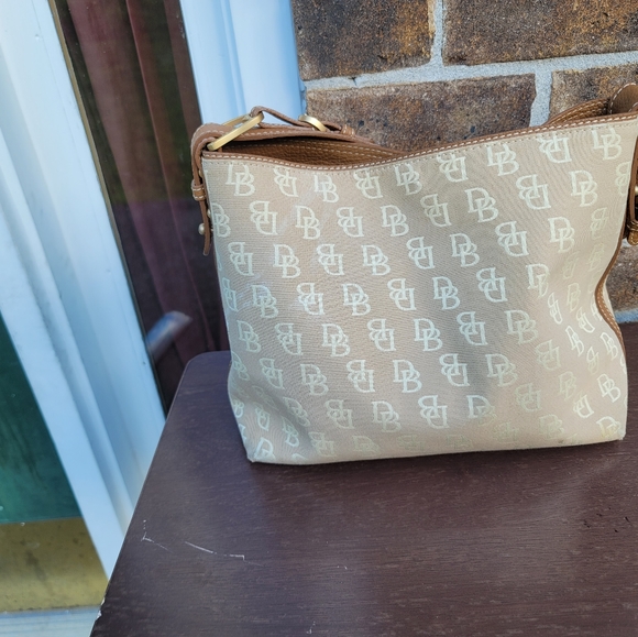 D&B Handbags - D&B shoulder bag